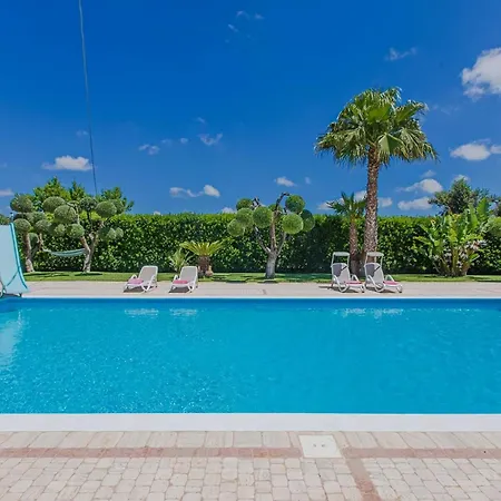 Holiday home Poggio Trullo Mit Pool