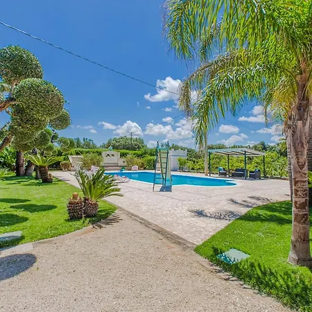 Poggio Trullo Mit Pool * San Vito dei Normanni